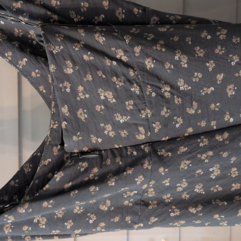 Layton Midi Slip Dress In Bitsy Bouquet - Picture 7 of 8